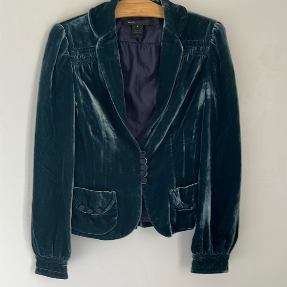 Vintage Marc Jacobs green crushed velvet blazer. Size 4